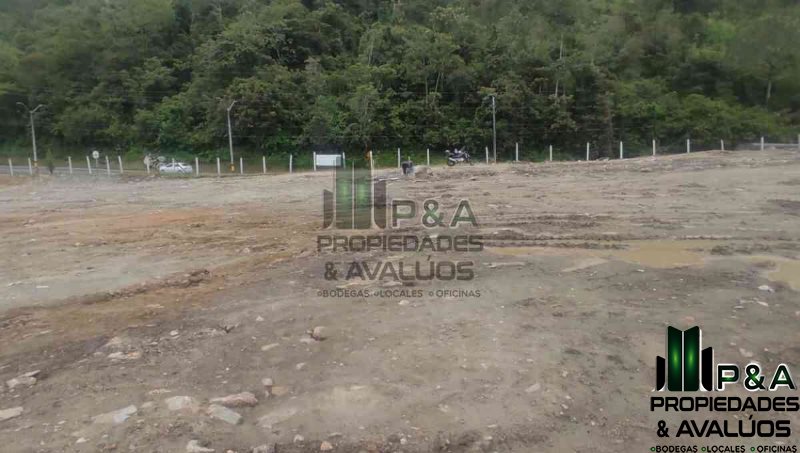 Terreno disponible para Arriendo en Medellín Autopista Med Bog Foto numero 1