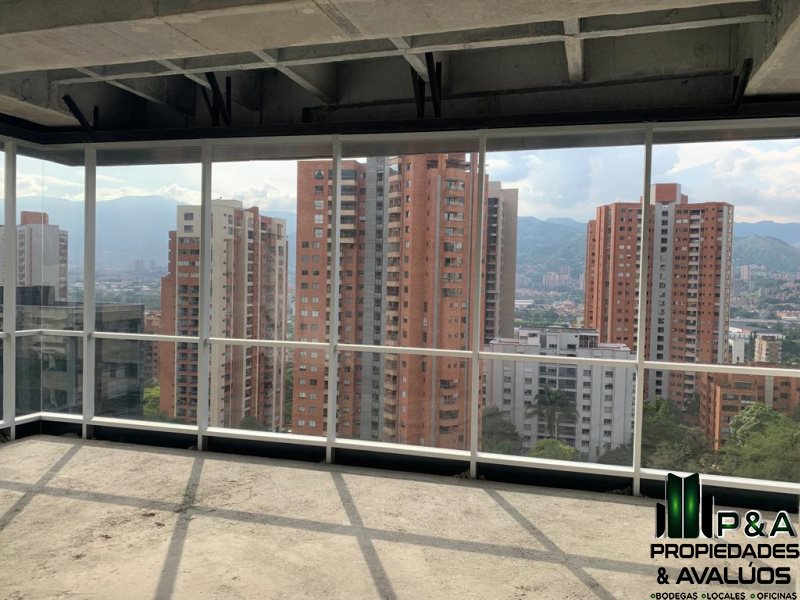 Oficina disponible para Arriendo en Medellín con un valor de $6,000,000 código 1701