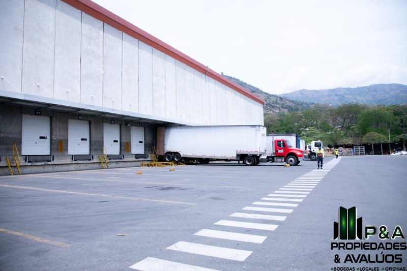 Bodega disponible para Arriendo en Girardota Vereda Jamundi Foto numero 1