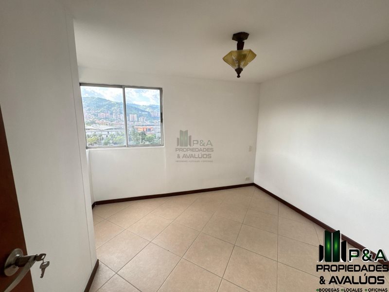 Apartamento disponible para Arriendo en Envigado Envigado Foto numero 1