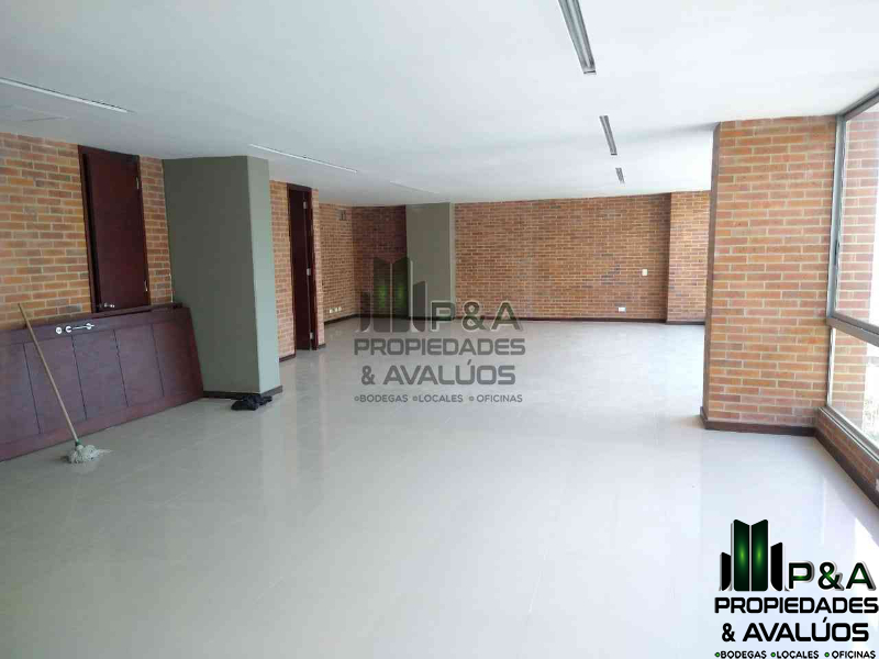 Oficina disponible para Arriendo en Medellín Poblado Foto numero 1